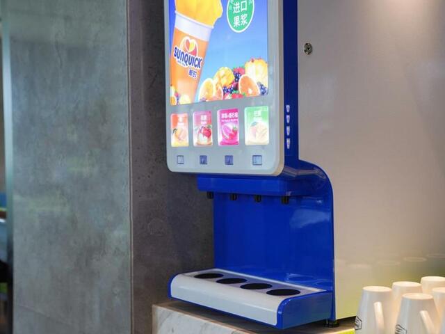 фотографии Hampton By Hilton Shenzhen Yuanshan изображение №20