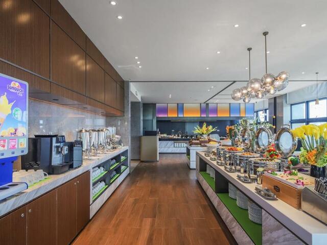 фото Hampton By Hilton Shenzhen Yuanshan изображение №10