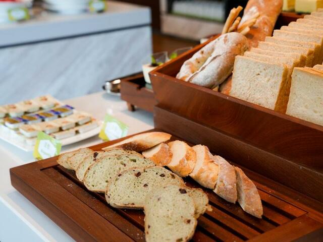 фотографии Hampton By Hilton Shenzhen Yuanshan изображение №8