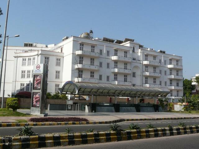 http://Ambassador,%20New%20Delhi%20-%20IHCL%20SeleQtions%20(ex.%20Vivanta%20by%20Taj%20Ambassador)