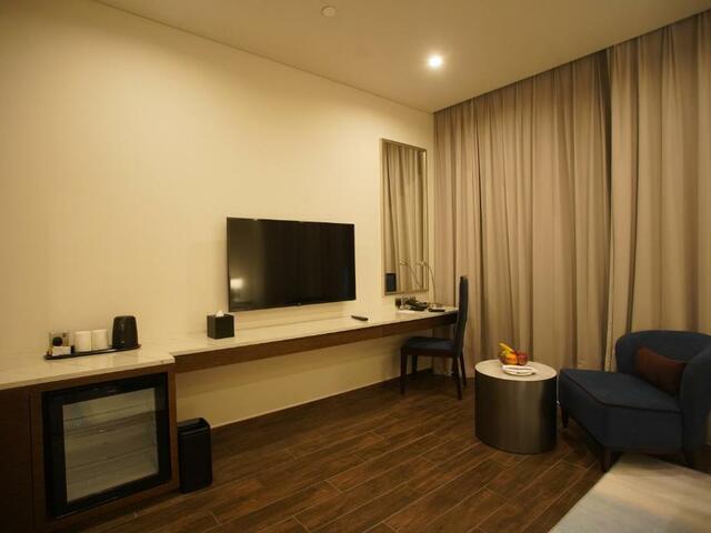 фото C Hotel & Suites Doha (ex. Tulip Inn Hotel & Suites) изображение №38