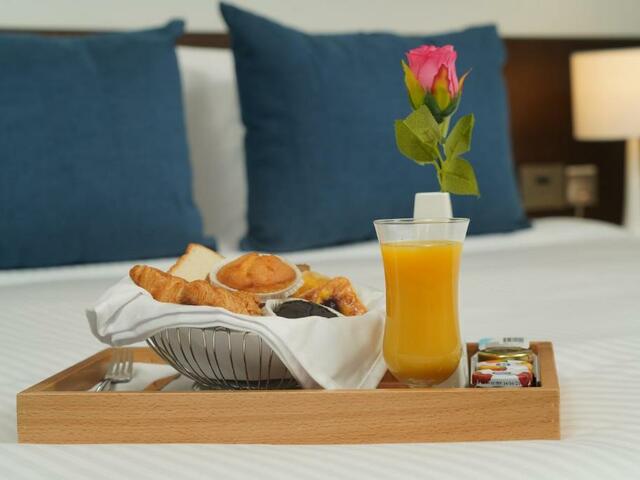 фото отеля C Hotel & Suites Doha (ex. Tulip Inn Hotel & Suites) изображение №21