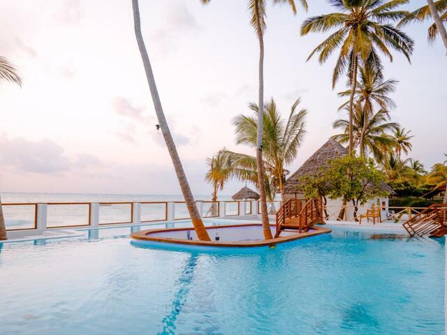 Tiki Beach Club & Resort (ex. Palm Tree Resort; Sherekea)