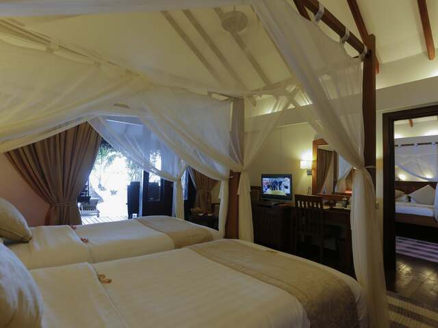 фото отеля Medhufushi Island Resort изображение №21