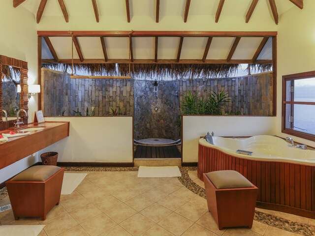 фото Medhufushi Island Resort изображение №10