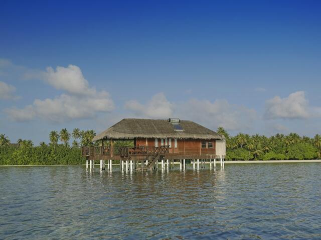 фото отеля Medhufushi Island Resort изображение №9