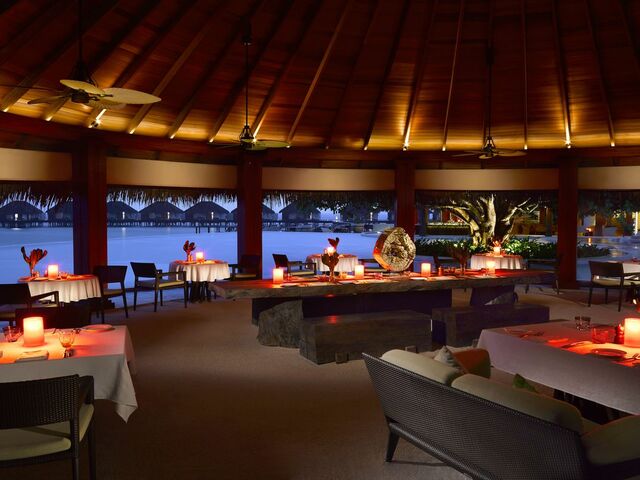 фото отеля Dusit Thani Maldives изображение №17