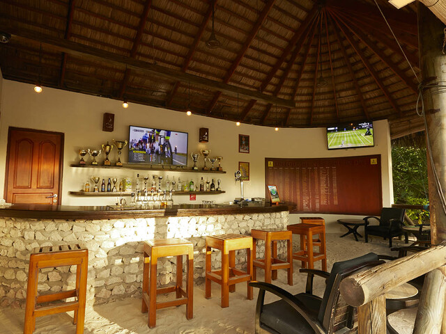 фото отеля Kuredu Island Resort изображение №37