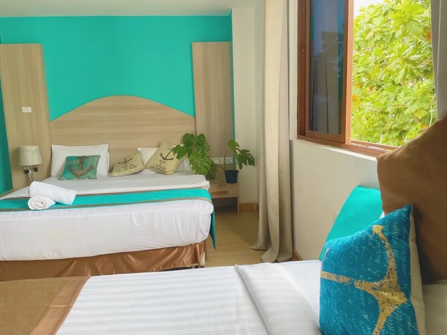 фото отеля Kue Hotels (ex. Aquzz inn Maafushi; Beachwood Maafushi) изображение №17
