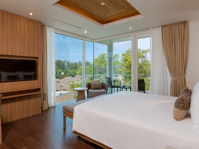 фото Splash Beach Resort (ex. Grand West Sands Resort & Villas; Centara West Sands Phuket) изображение №86