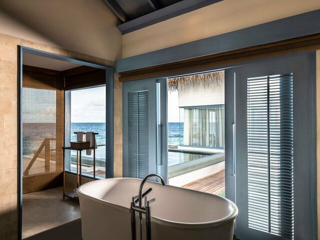 фотографии The Halcyon Private Isles Maldives, Autograph Collection (ex. Raffles Maldives Meradhoo Resort; Jumeirah Dhevanafushi) изображение №48