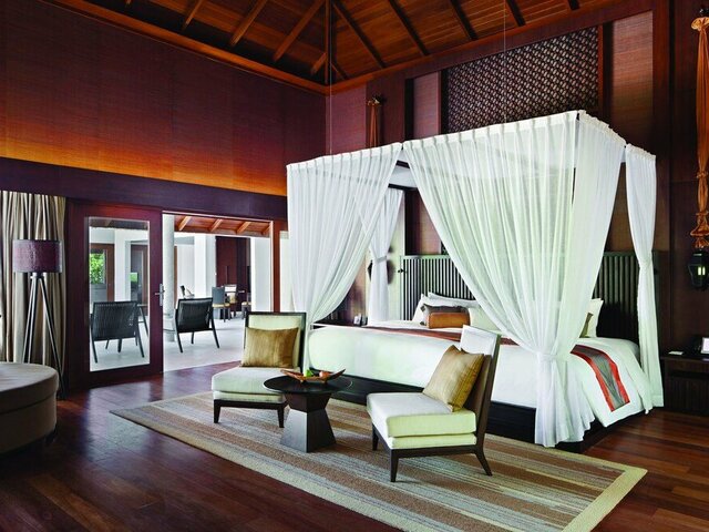 фотографии The Halcyon Private Isles Maldives, Autograph Collection (ex. Raffles Maldives Meradhoo Resort; Jumeirah Dhevanafushi) изображение №60