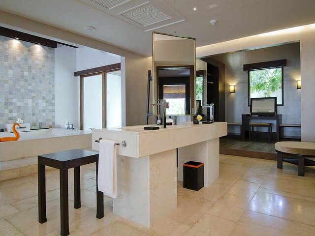 фотографии The Halcyon Private Isles Maldives, Autograph Collection (ex. Raffles Maldives Meradhoo Resort; Jumeirah Dhevanafushi) изображение №44