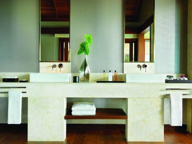 фотографии отеля The Halcyon Private Isles Maldives, Autograph Collection (ex. Raffles Maldives Meradhoo Resort; Jumeirah Dhevanafushi) изображение №35