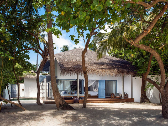 фотографии The Halcyon Private Isles Maldives, Autograph Collection (ex. Raffles Maldives Meradhoo Resort; Jumeirah Dhevanafushi) изображение №12