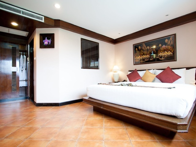 фото отеля Karon Sea Sands Resort & Spa изображение №17