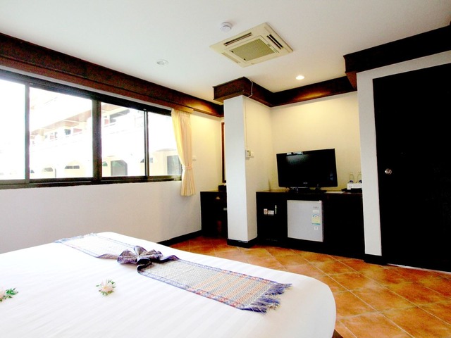 фотографии Karon Sea Sands Resort & Spa изображение №16