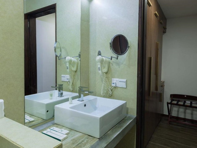 фотографии отеля Kue Hotels (ex. Aquzz inn Maafushi; Beachwood Maafushi) изображение №11