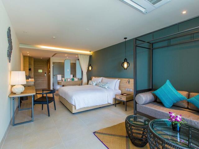 фотографии отеля AtEase Phuket Patong (ex. Fusion Suites Phuket Patong; Mai House Patong Hill) изображение №11