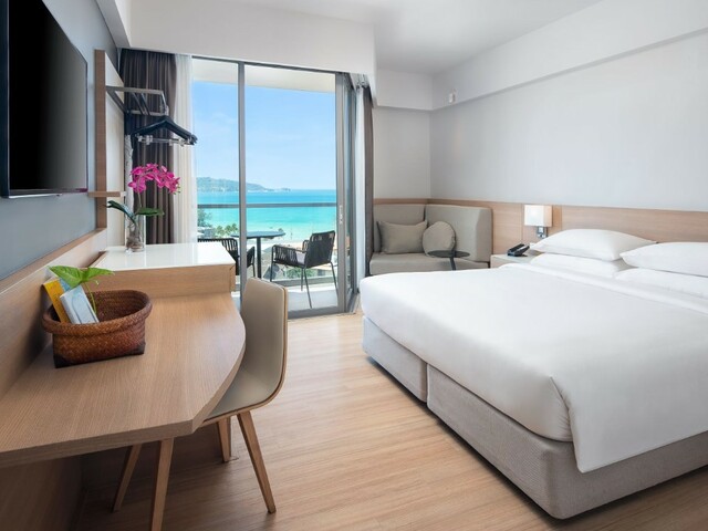фото отеля The Andaman Beach (ex. Hyatt Place Phuket Patong) изображение №5