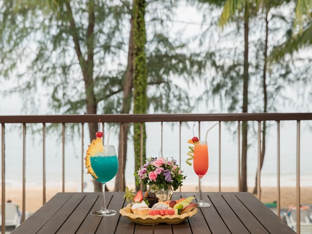 фото отеля The Briza Beach Resort (ex. The Briza Khao Lak) изображение №17