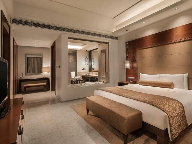 фото Wanda Realm Resort Sanya Haitang Bay (ex. DoubleTree Resort by Hilton Sanya Haitang Bay) изображение №46