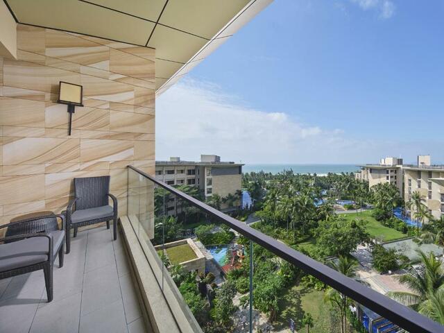фото Wanda Realm Resort Sanya Haitang Bay (ex. DoubleTree Resort by Hilton Sanya Haitang Bay) изображение №18