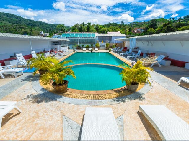 Azure Phuket (ex. Sun Shine Patong Hotel, Sunshine Resort Phuket)