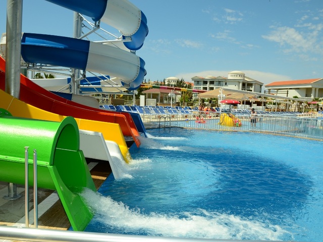 фото Ramada Resort Side (ex. The Colours West) изображение №30