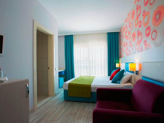 фото отеля Ramada Resort Side (ex. The Colours West) изображение №21