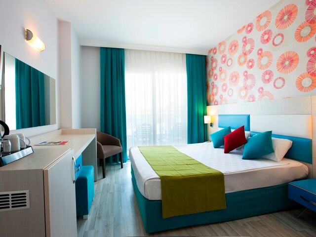 фотографии отеля Ramada Resort Side (ex. The Colours West) изображение №15