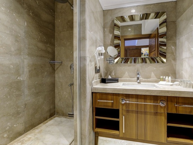 фото Days Hotel by Wyndham Istanbul Maltepe изображение №2