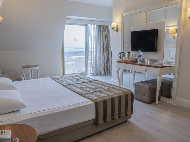 фото Aydinbey Famous Resort изображение №22