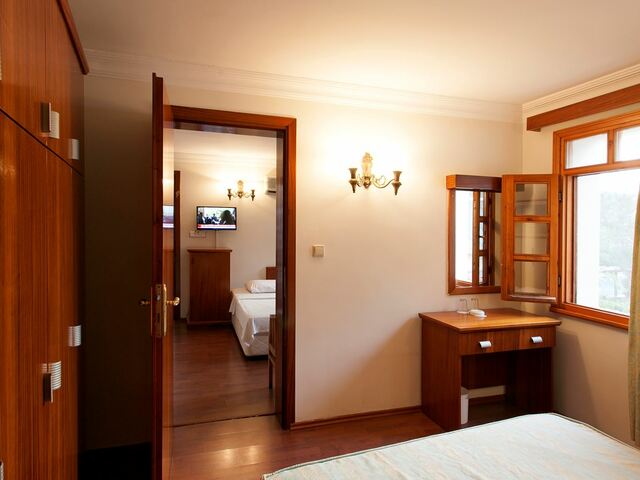 фото отеля Perdikia Beach изображение №17