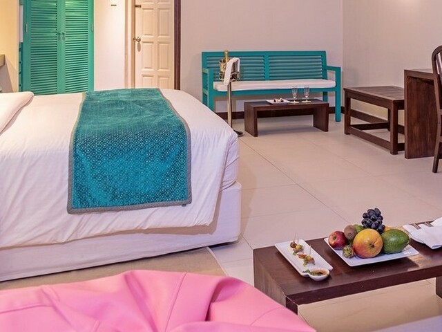 фото Adaaran Select Hudhuranfushi (ex. Lohifushi Island Resort) изображение №10