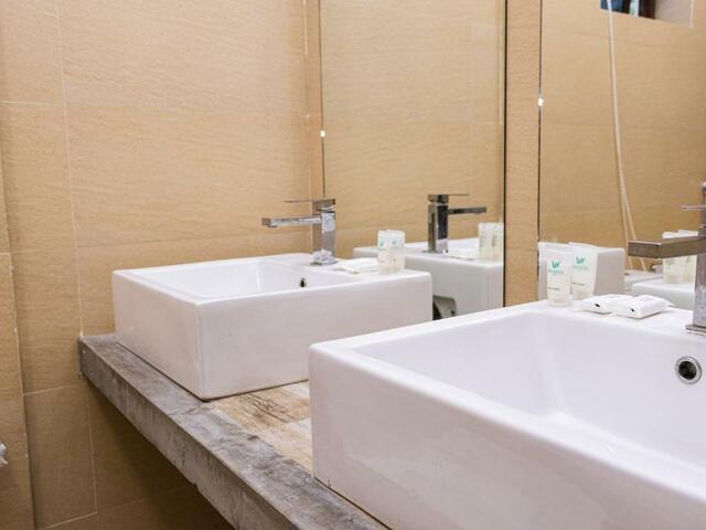 фотографии Kue Hotels (ex. Aquzz inn Maafushi; Beachwood Maafushi) изображение №4