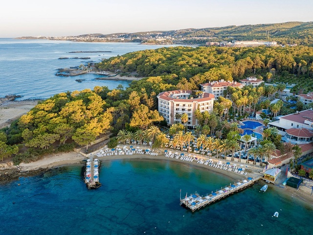 Utopia Resort & Residence (ex. Alara Park Residence)