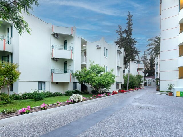 фото Sandy Beach изображение №18