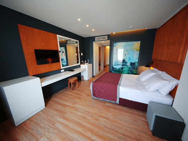 фотографии Sey Beach Hotel & Spa изображение №16