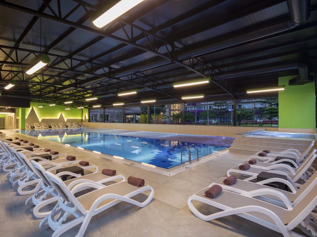 фото Pine Beach (ex. Maritim Pine Beach) изображение №42