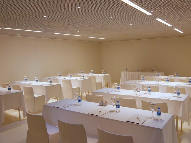 фото отеля Adam & Eve изображение №37