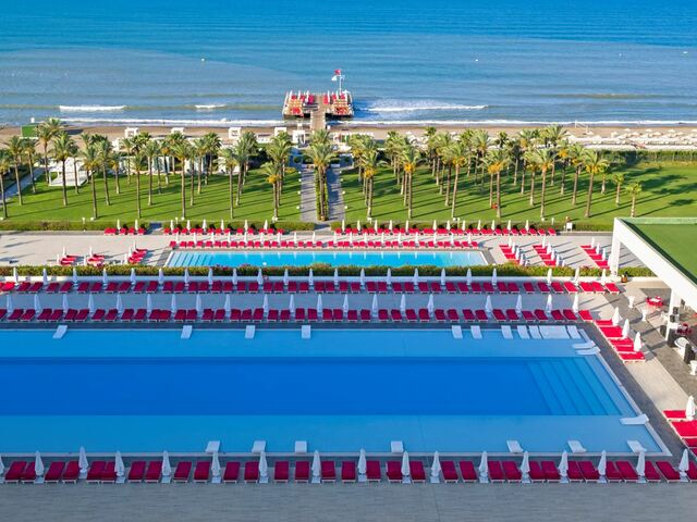 фото Adam & Eve изображение №30