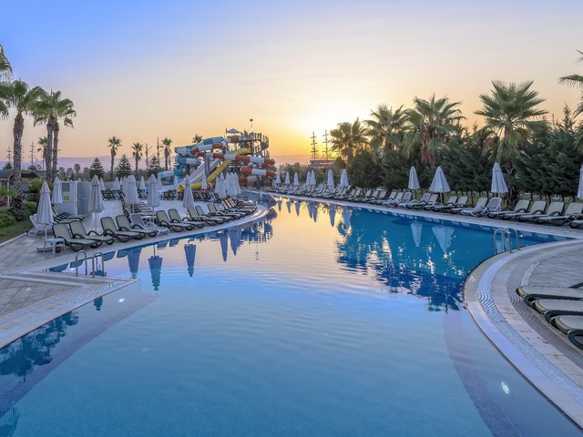 фотографии LRS Port River Hotel & Spa изображение №12