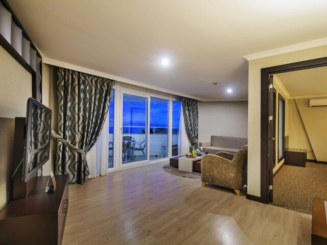 фотографии Catamaran Quality Times (ex. Catamaran Resort) изображение №80