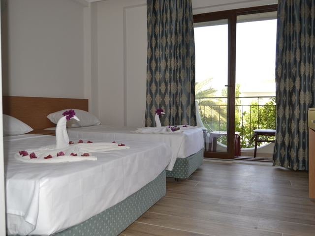 фотографии отеля Britannia Hotel & Villas изображение №19