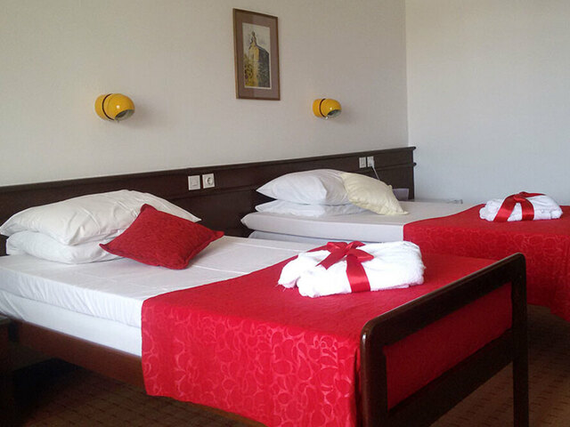 фото Institut Dr. Simo Milosevic изображение №2