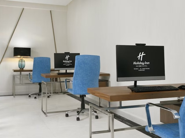 фотографии отеля Holiday Inn Dubai Al-Maktoum Airport, An IHG изображение №7