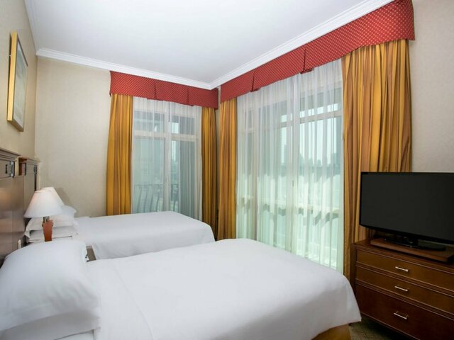 фото отеля Swissotel Al Murooj (ex. Roda Al Murooj; Al Murooj Rotana) изображение №61