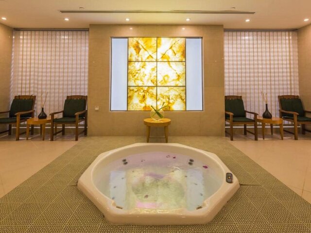фотографии Swissotel Al Murooj (ex. Roda Al Murooj; Al Murooj Rotana) изображение №48