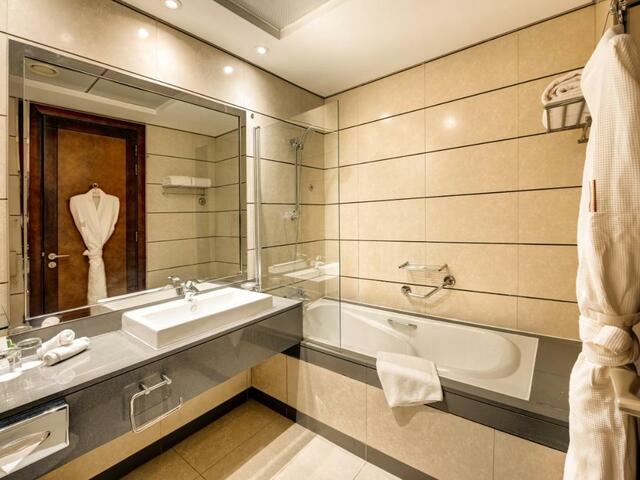 фото Copthorne Hotel Dubai (ex. My Millennium Copthorne Dubai) изображение №22